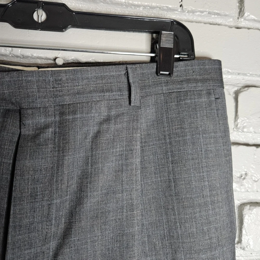 Vintage Burberry London Mens Wool‎ Suit Grey Plaid Windowpane 41R 34X30